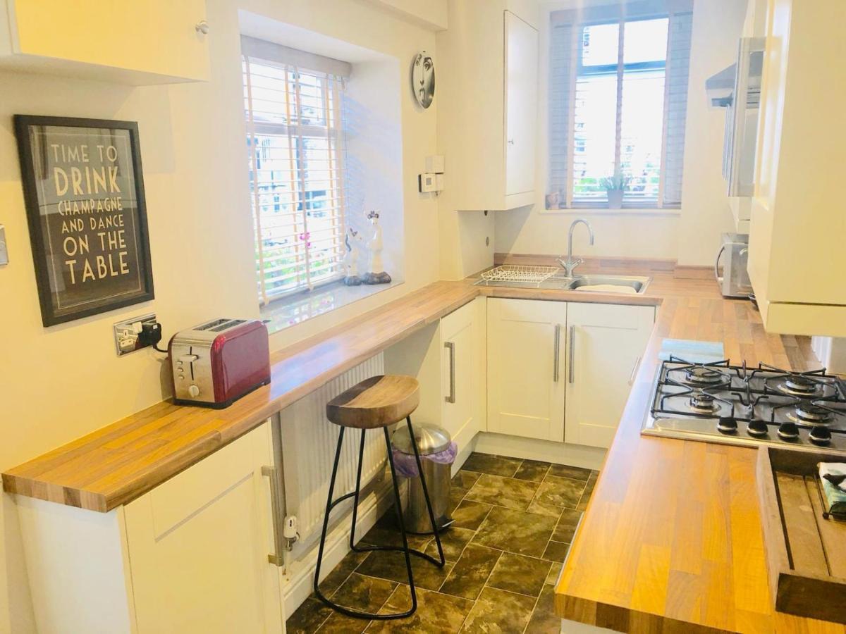 Ilkley Central One Appartement Buitenkant foto